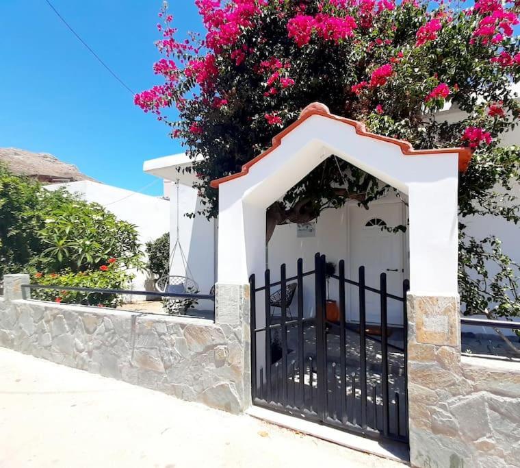 Annika'S Summer Dream Livadia  المظهر الخارجي الصورة